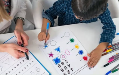 Niño en evaluación